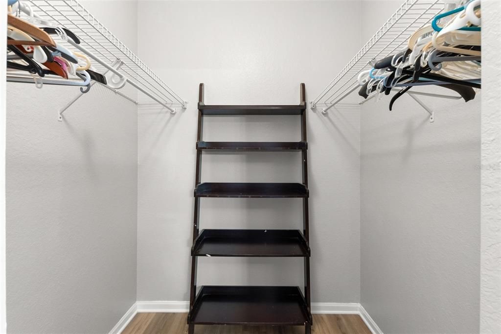 Active With Contract: $2,200 (3 beds, 2 baths, 1300 Square Feet)