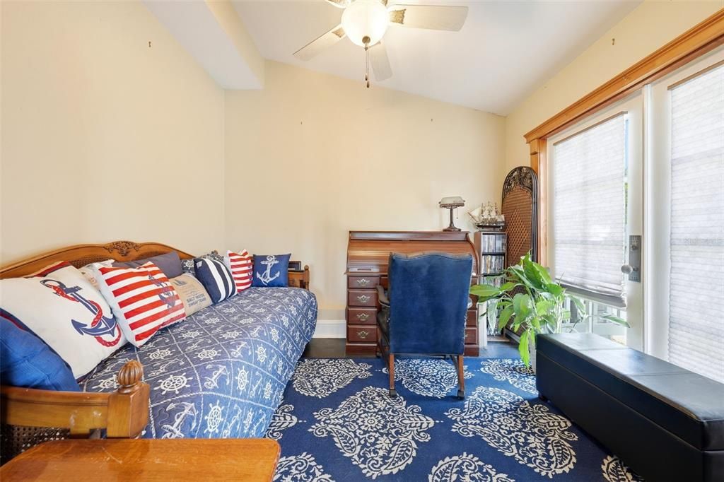 En Venta: $624,900 (4 camas, 3 baños, 2520 Pies cuadrados)
