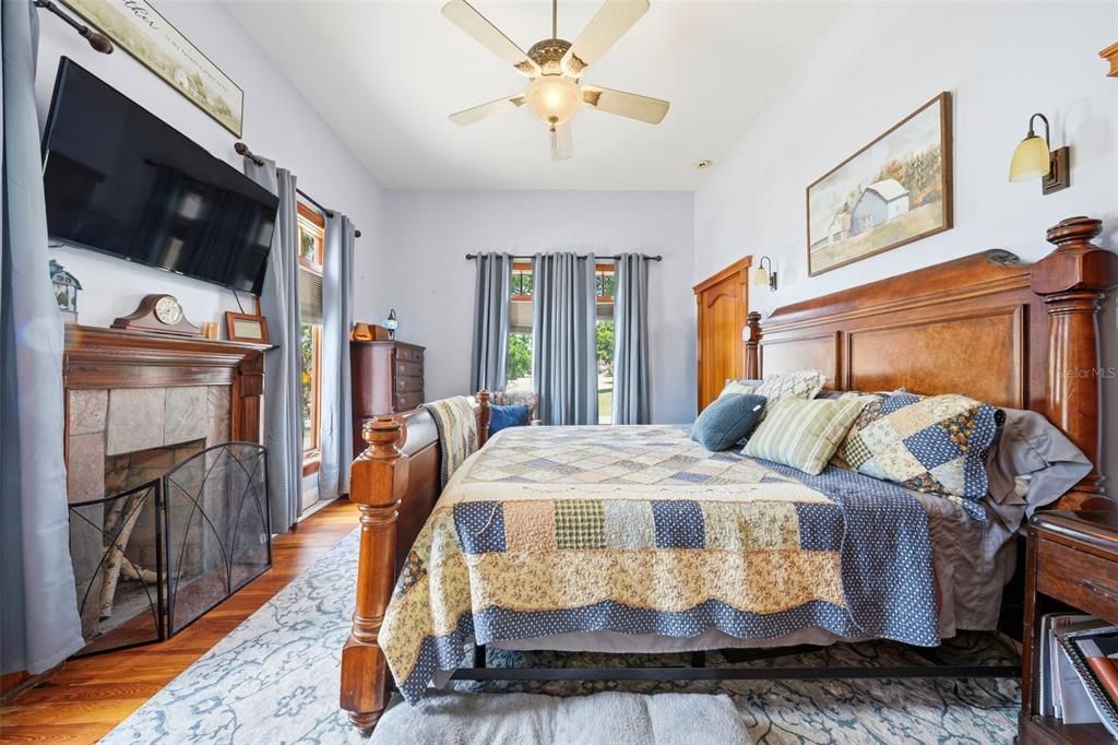 En Venta: $624,900 (4 camas, 3 baños, 2520 Pies cuadrados)