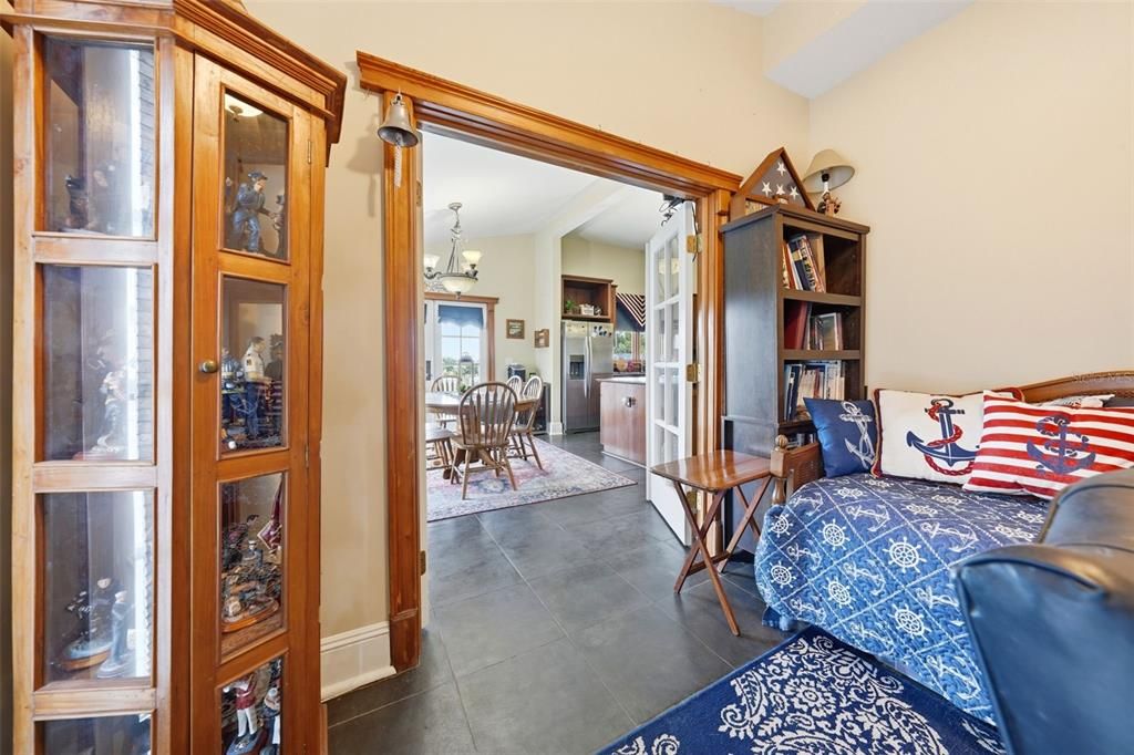 En Venta: $624,900 (4 camas, 3 baños, 2520 Pies cuadrados)