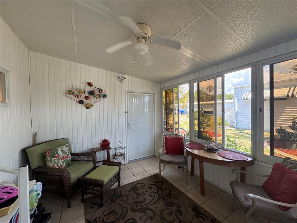 En Venta: $158,000 (2 camas, 2 baños, 960 Pies cuadrados)