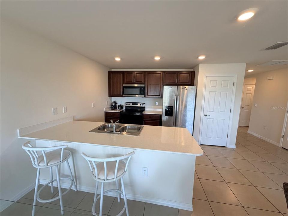 For Rent: $2,000 (4 beds, 2 baths, 1485 Square Feet)