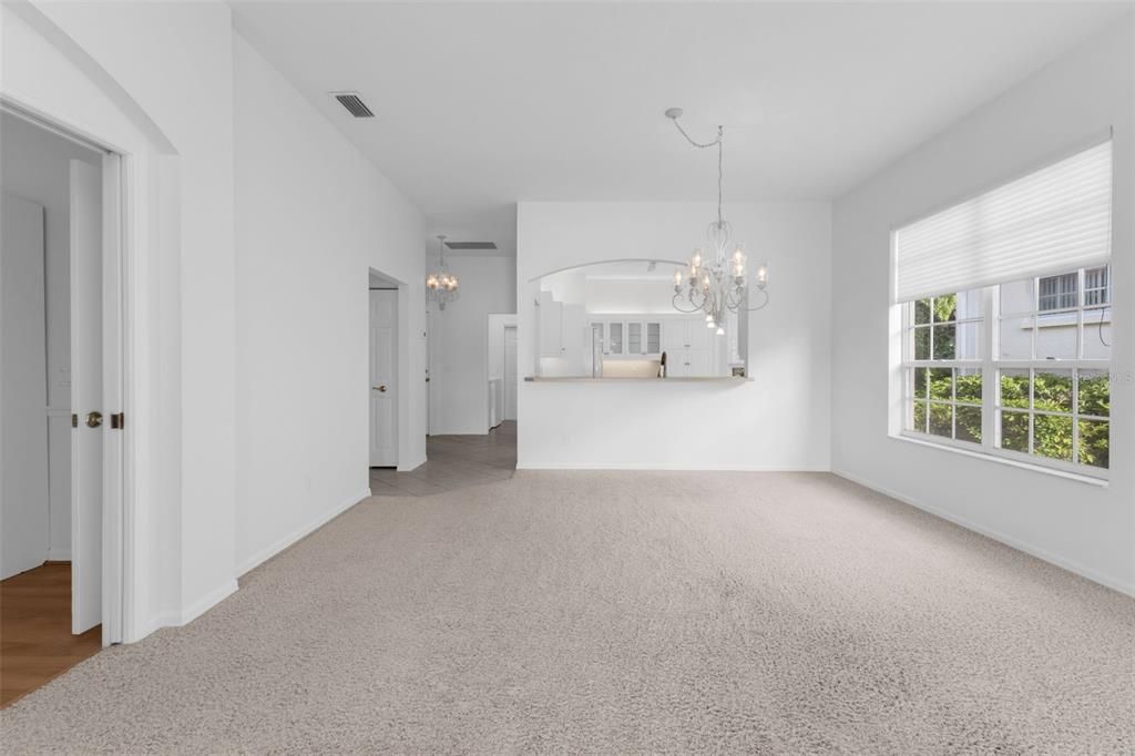 Activo con contrato: $329,900 (2 camas, 2 baños, 1835 Pies cuadrados)