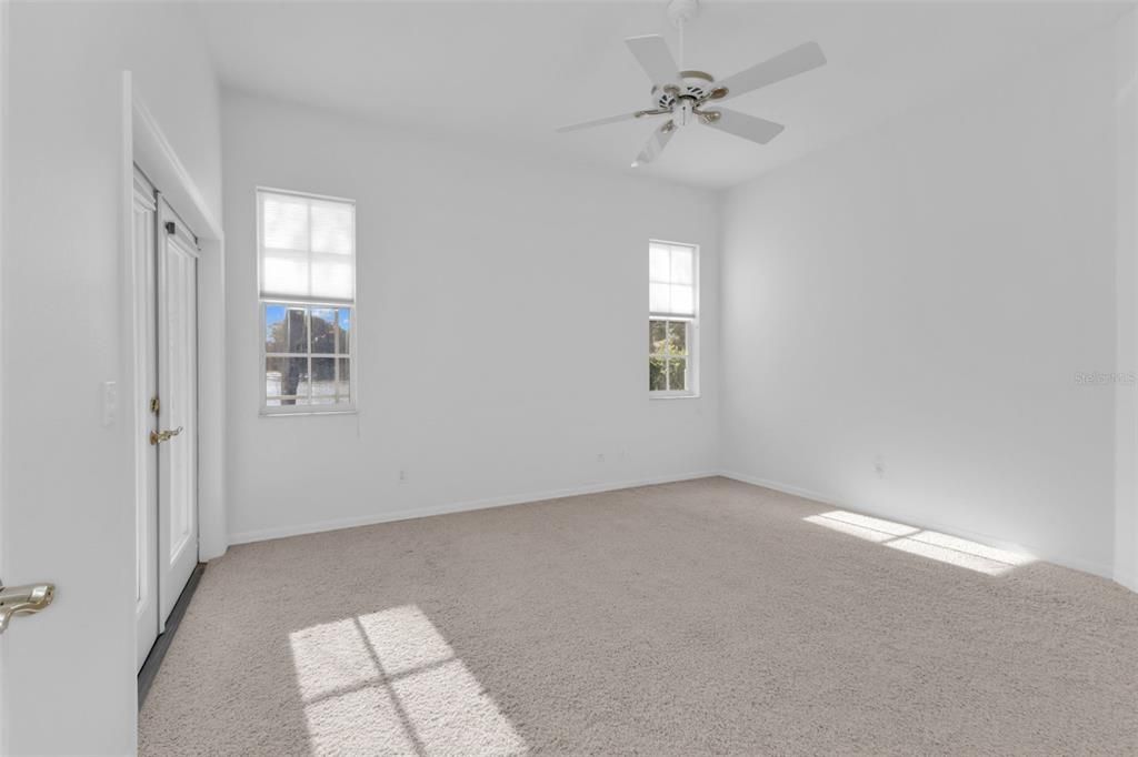 Activo con contrato: $329,900 (2 camas, 2 baños, 1835 Pies cuadrados)