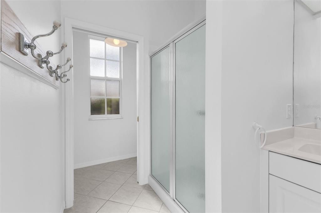 Activo con contrato: $329,900 (2 camas, 2 baños, 1835 Pies cuadrados)