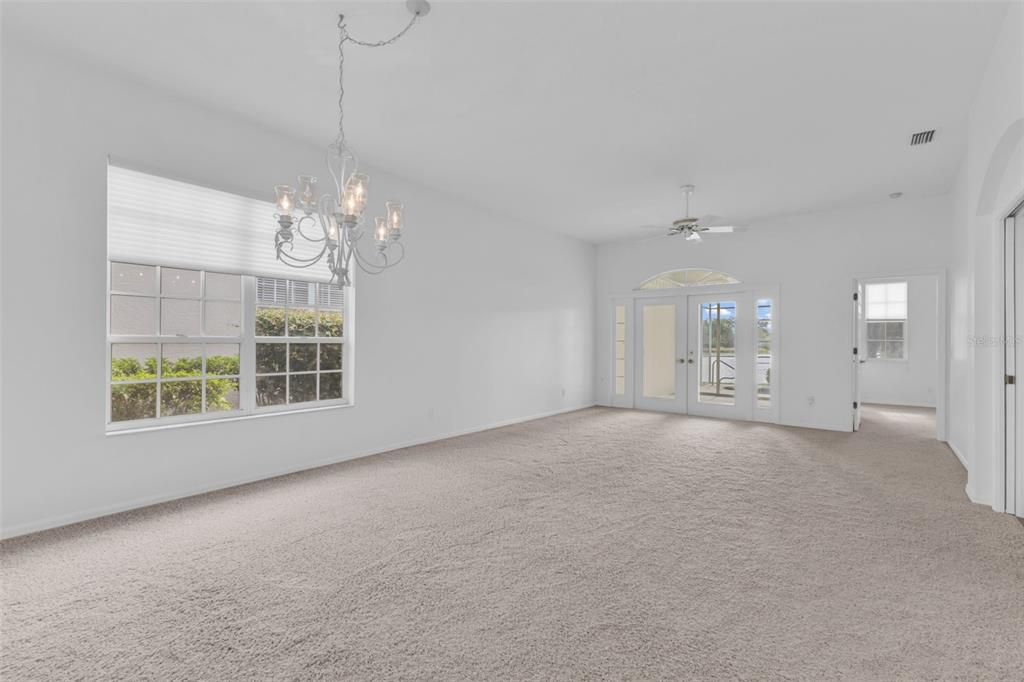 Activo con contrato: $329,900 (2 camas, 2 baños, 1835 Pies cuadrados)