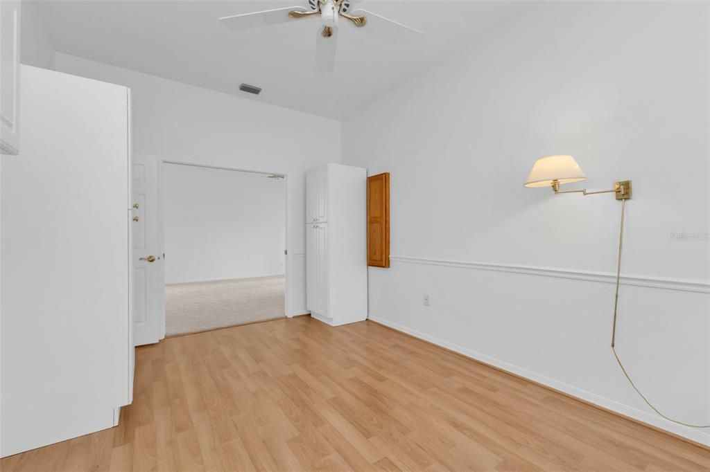 Activo con contrato: $329,900 (2 camas, 2 baños, 1835 Pies cuadrados)