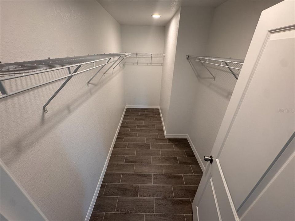 Active With Contract: $304,900 (3 beds, 2 baths, 1752 Square Feet)