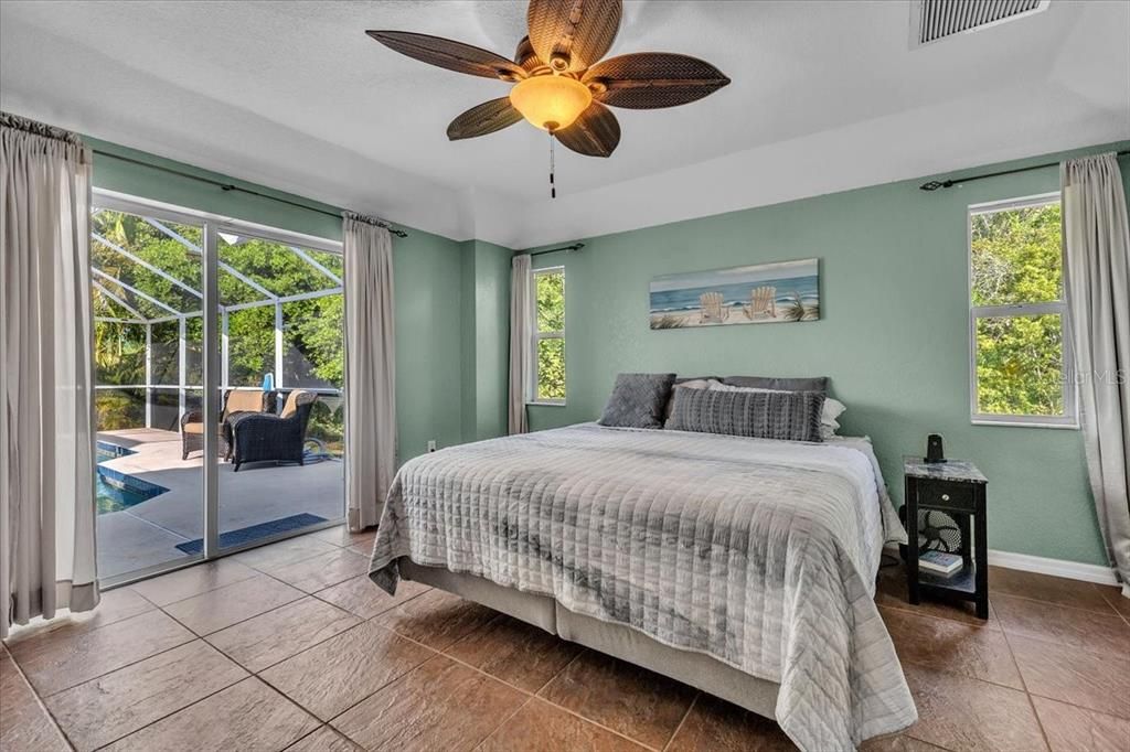 Active With Contract: $350,000 (3 beds, 2 baths, 1757 Square Feet)
