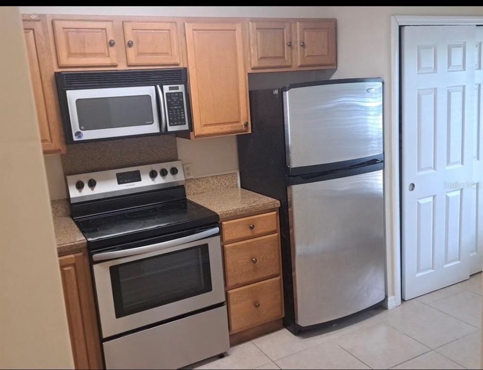 En Venta: $189,900 (2 camas, 2 baños, 874 Pies cuadrados)