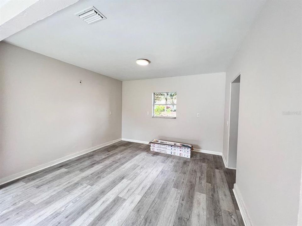 En Renta: $1,700 (2 camas, 1 baños, 1200 Pies cuadrados)