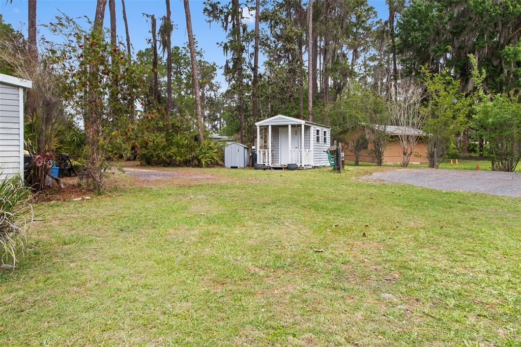 For Sale: $425,000 (2 beds, 2 baths, 1987 Square Feet)