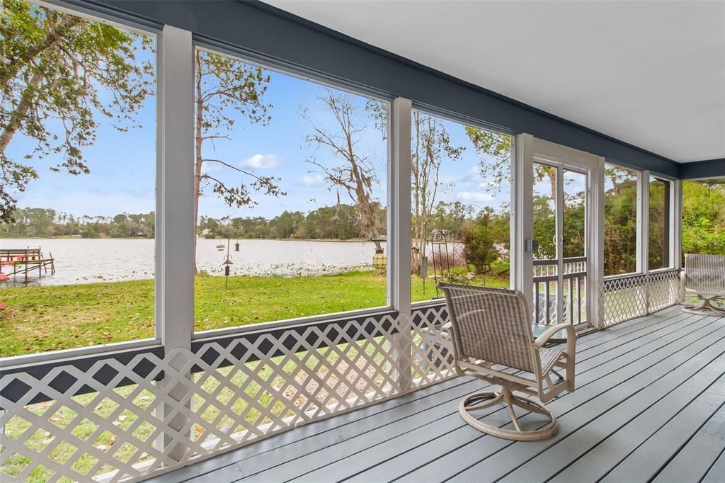 For Sale: $425,000 (2 beds, 2 baths, 1987 Square Feet)