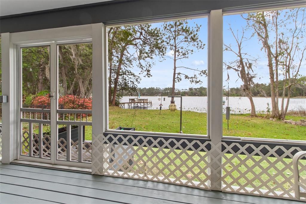 For Sale: $425,000 (2 beds, 2 baths, 1987 Square Feet)