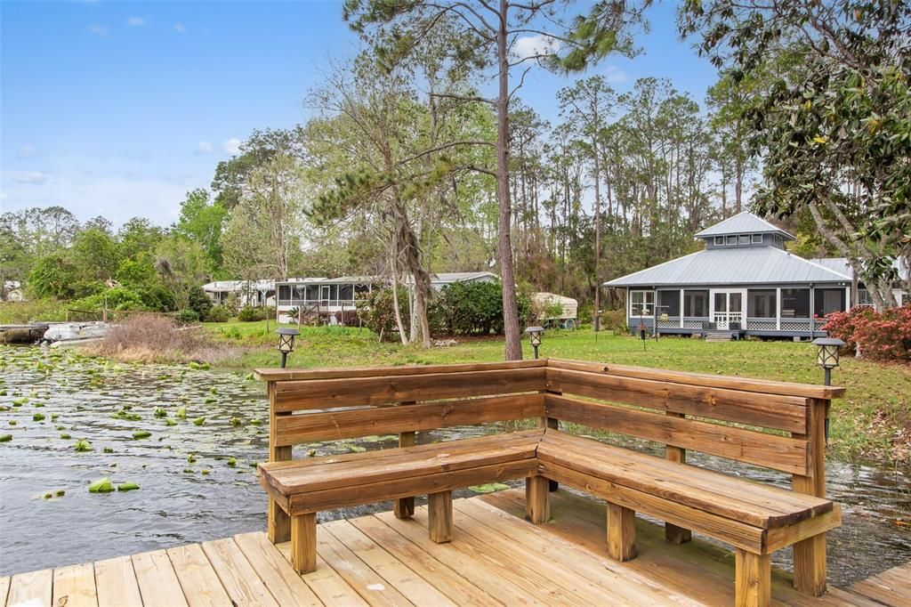 For Sale: $425,000 (2 beds, 2 baths, 1987 Square Feet)