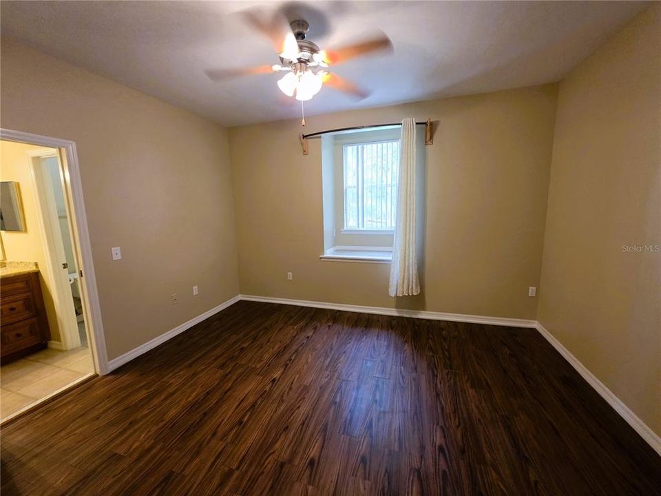 En Venta: $224,900 (3 camas, 3 baños, 1629 Pies cuadrados)