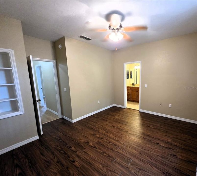 En Venta: $224,900 (3 camas, 3 baños, 1629 Pies cuadrados)