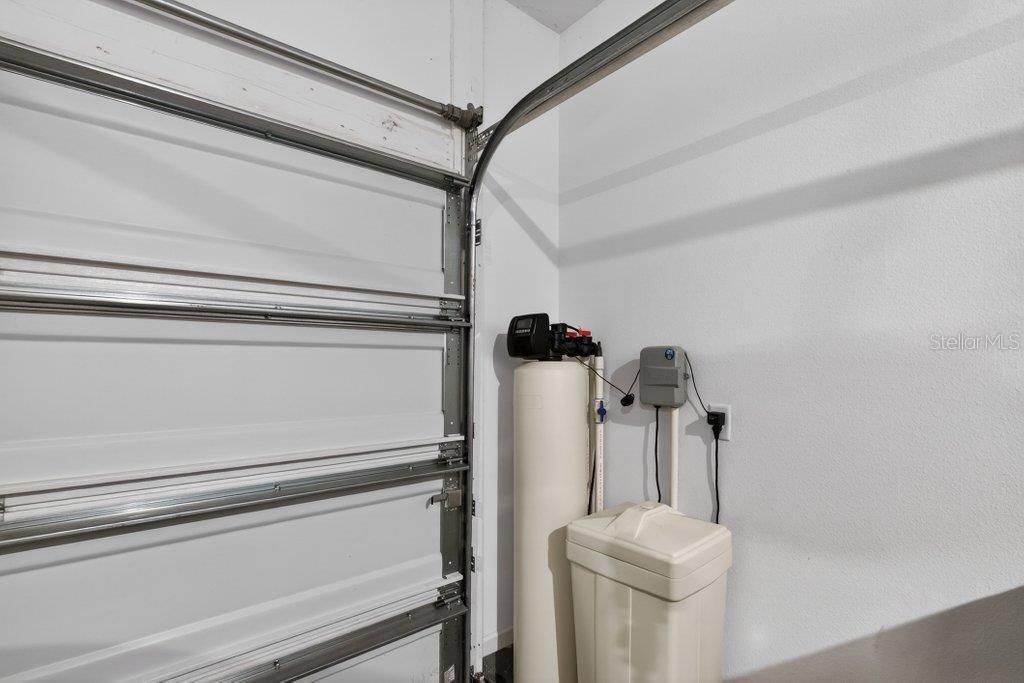 En Venta: $447,500 (4 camas, 3 baños, 2027 Pies cuadrados)