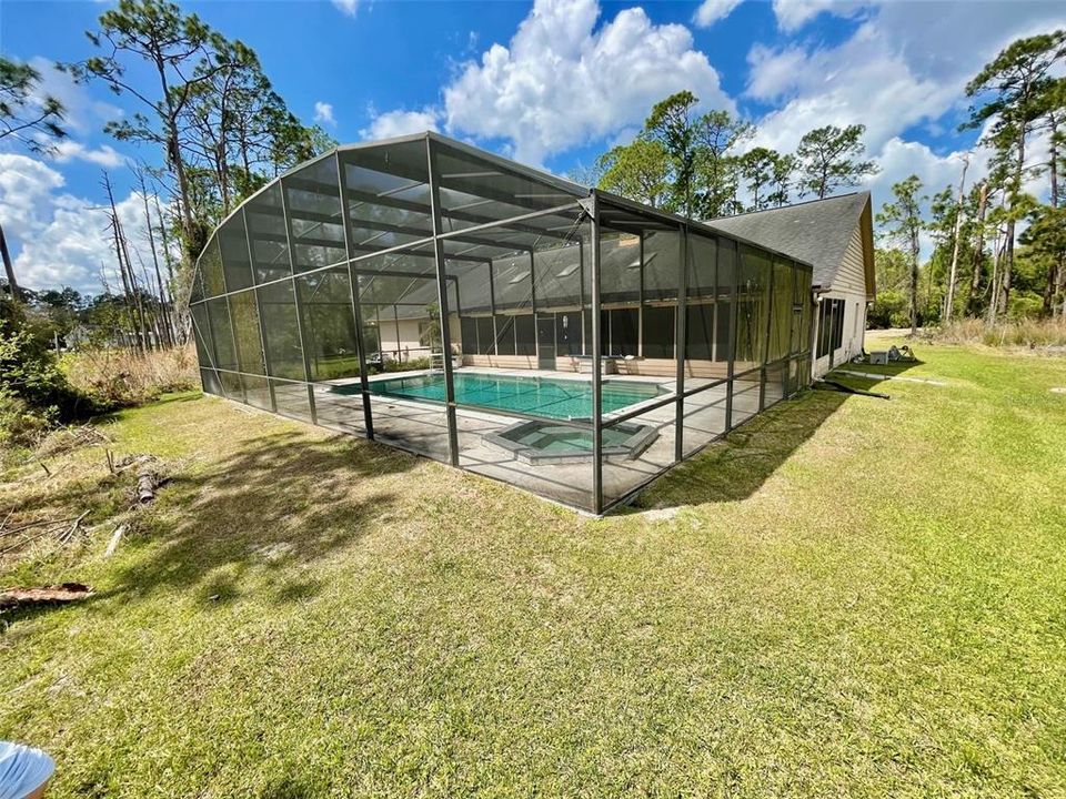 For Sale: $785,000 (4 beds, 2 baths, 2194 Square Feet)