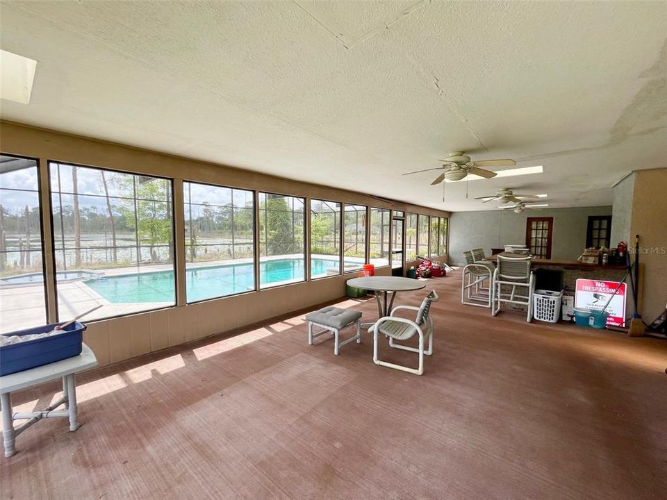 For Sale: $785,000 (4 beds, 2 baths, 2194 Square Feet)