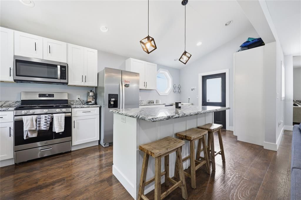 На продажу: $499,000 (4 спален, 3 ванн, 2518 Квадратных фут)