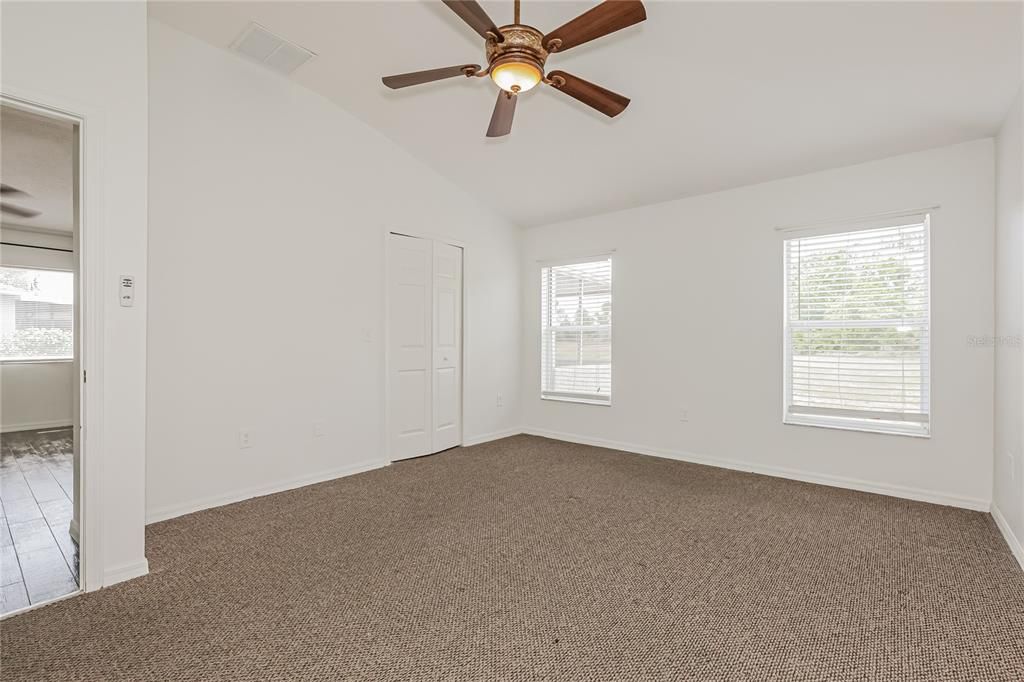 Active With Contract: $289,900 (3 beds, 2 baths, 1513 Square Feet)
