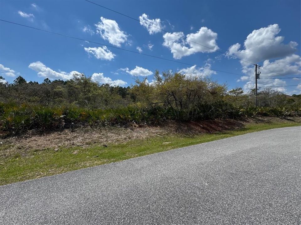 Active With Contract: $85,000 (0.26 acres)