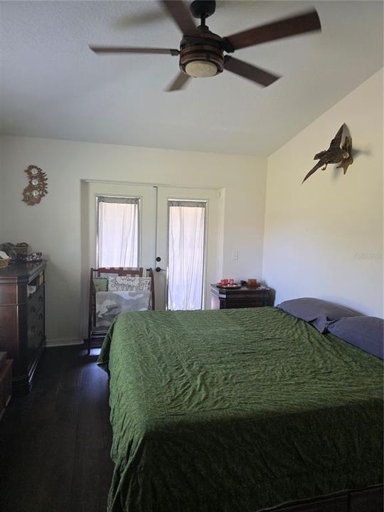 For Sale: $419,000 (3 beds, 2 baths, 1228 Square Feet)