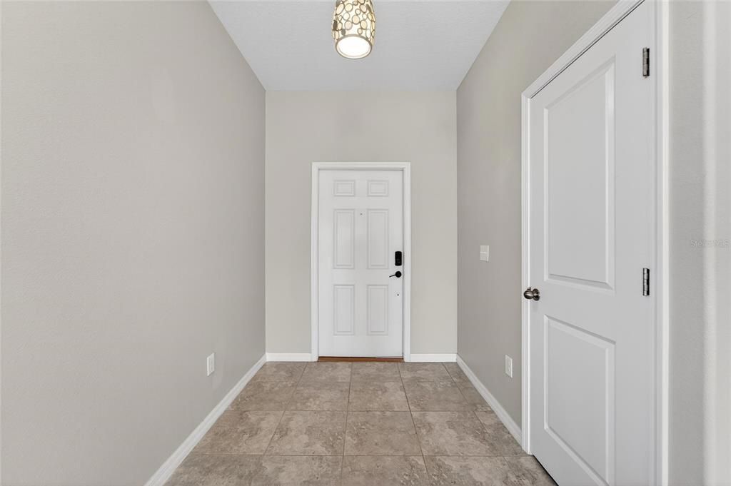 For Sale: $239,000 (2 beds, 2 baths, 1548 Square Feet)