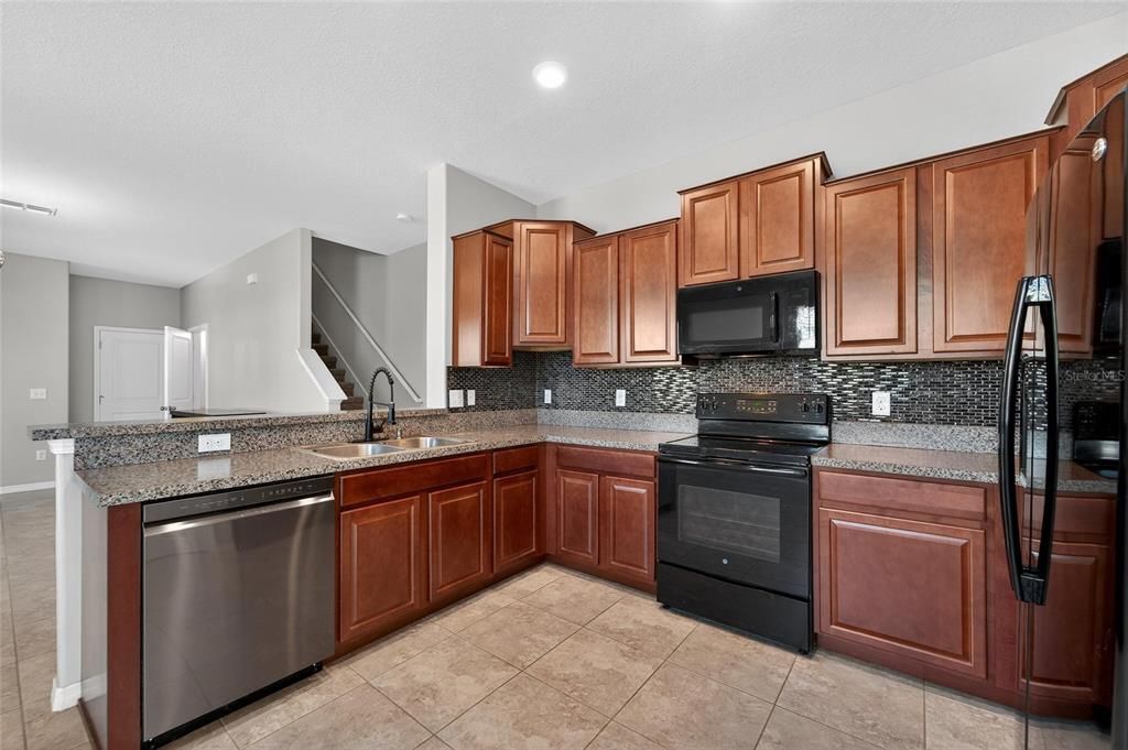 For Sale: $239,000 (2 beds, 2 baths, 1548 Square Feet)