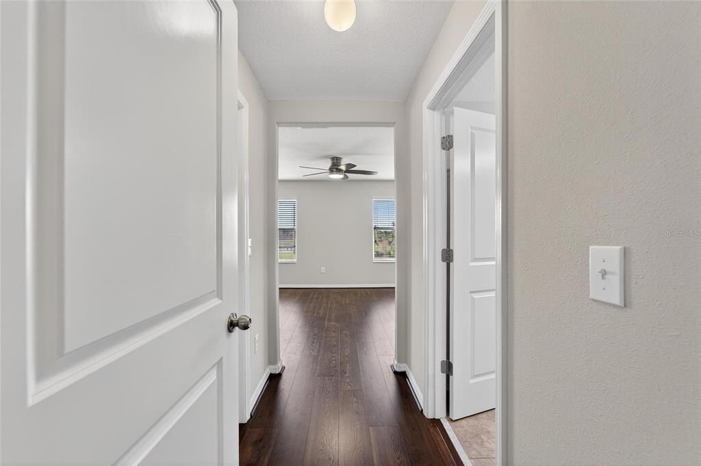 For Sale: $239,000 (2 beds, 2 baths, 1548 Square Feet)