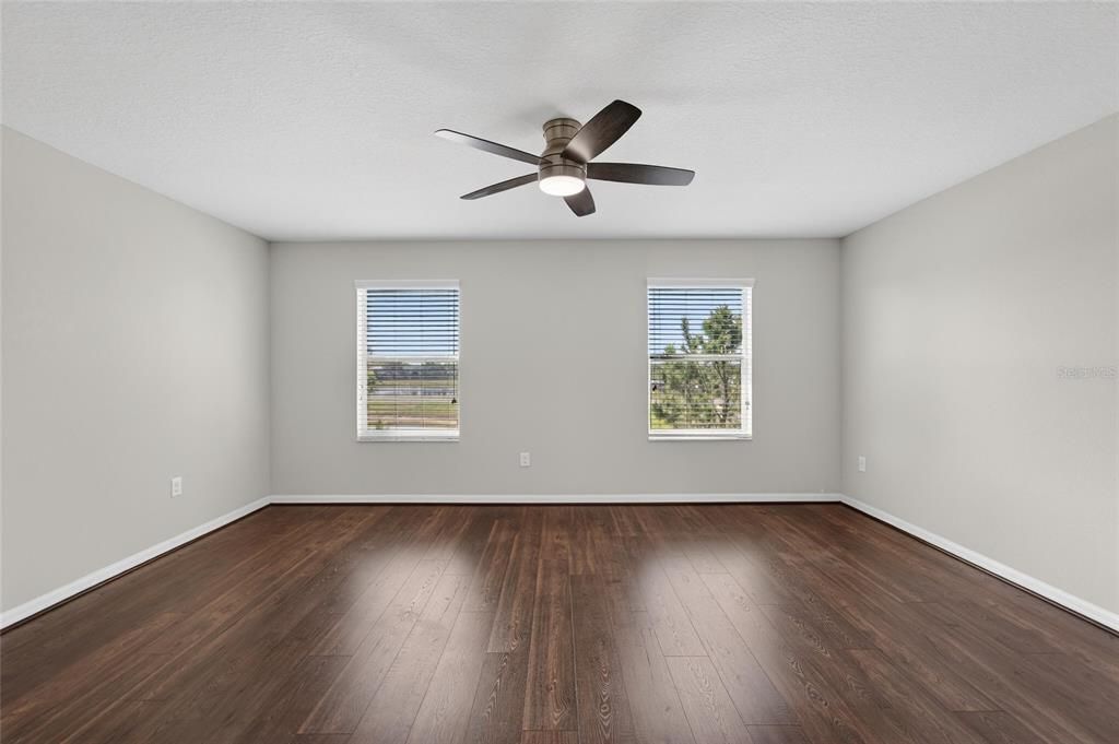 For Sale: $239,000 (2 beds, 2 baths, 1548 Square Feet)