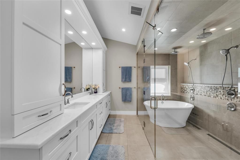 На продажу: $2,499,999 (5 спален, 3 ванн, 4495 Квадратных фут)