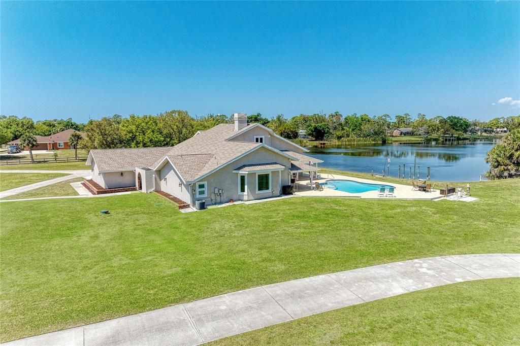 На продажу: $2,499,999 (5 спален, 3 ванн, 4495 Квадратных фут)