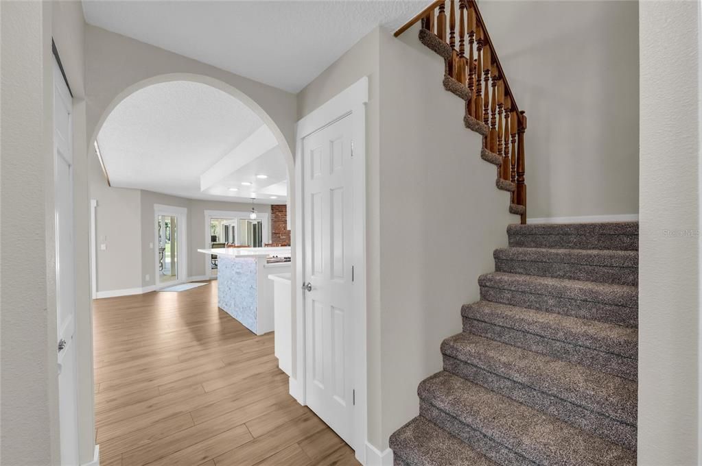 На продажу: $2,499,999 (5 спален, 3 ванн, 4495 Квадратных фут)