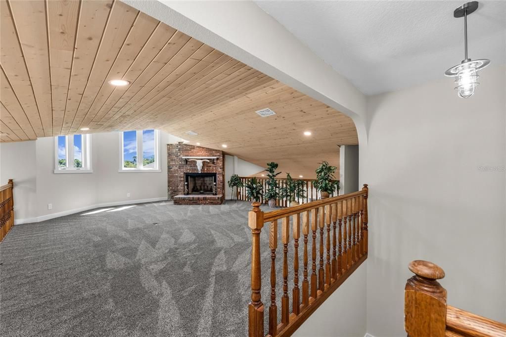 На продажу: $2,499,999 (5 спален, 3 ванн, 4495 Квадратных фут)