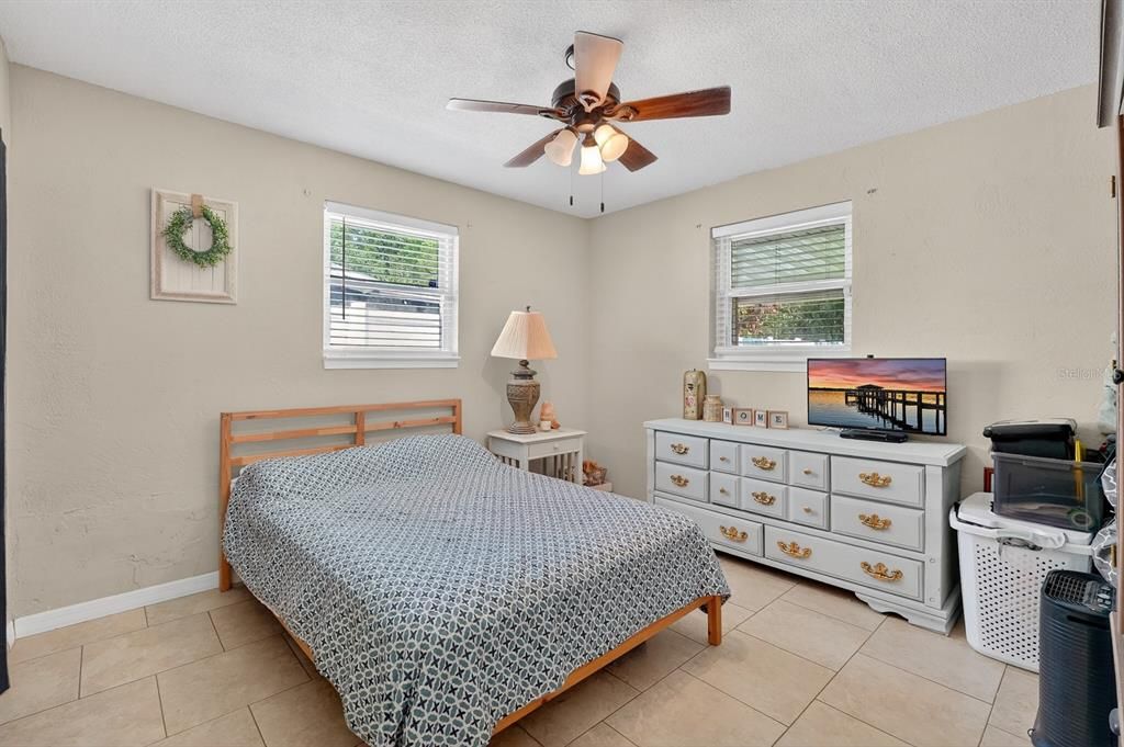 En Venta: $259,999 (3 camas, 1 baños, 1182 Pies cuadrados)