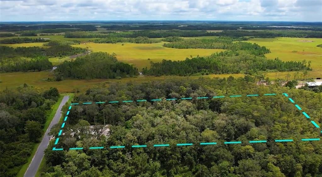 На продажу: $289,000 (2.17 acres)