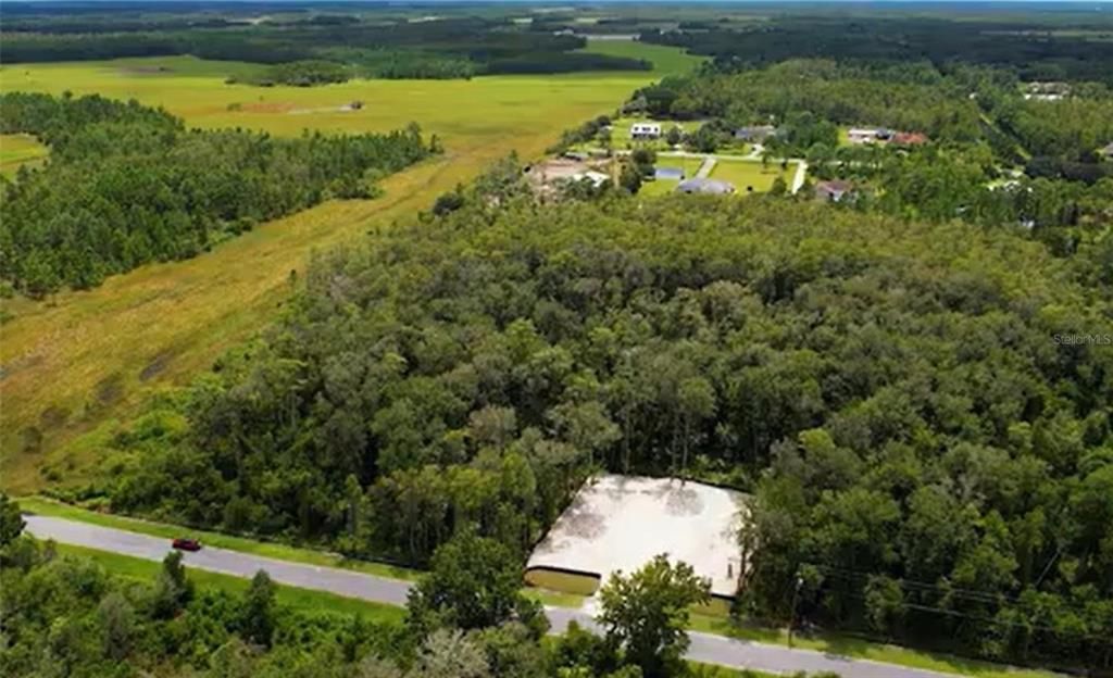 На продажу: $289,000 (2.17 acres)