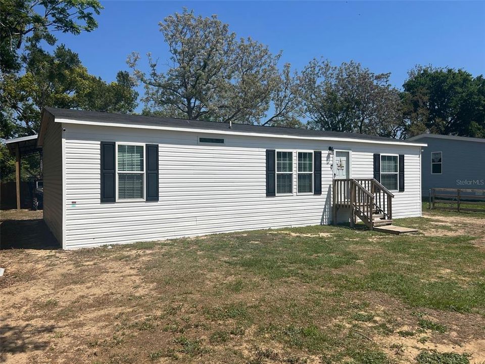 For Sale: $249,900 (3 beds, 2 baths, 1248 Square Feet)