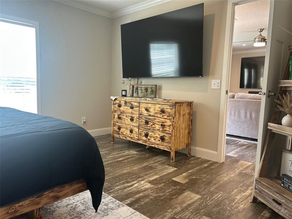 For Sale: $249,900 (3 beds, 2 baths, 1248 Square Feet)