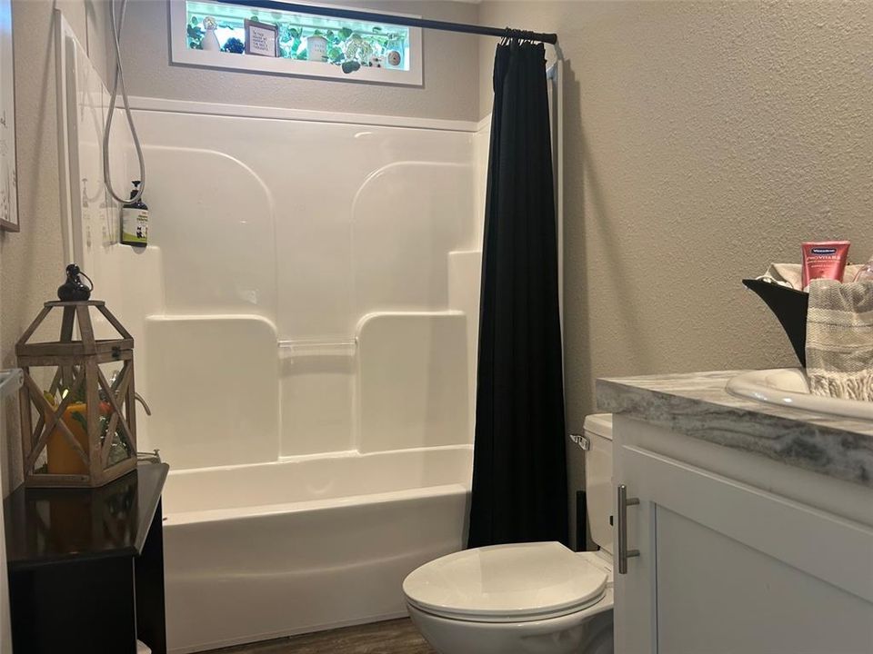 For Sale: $249,900 (3 beds, 2 baths, 1248 Square Feet)