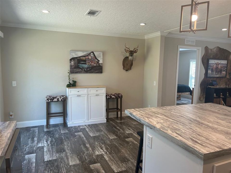 For Sale: $249,900 (3 beds, 2 baths, 1248 Square Feet)