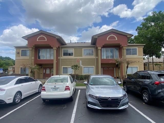 For Sale: $169,900 (2 beds, 2 baths, 1126 Square Feet)