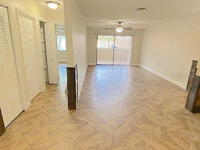 En Venta: $182,500 (2 camas, 2 baños, 1126 Pies cuadrados)