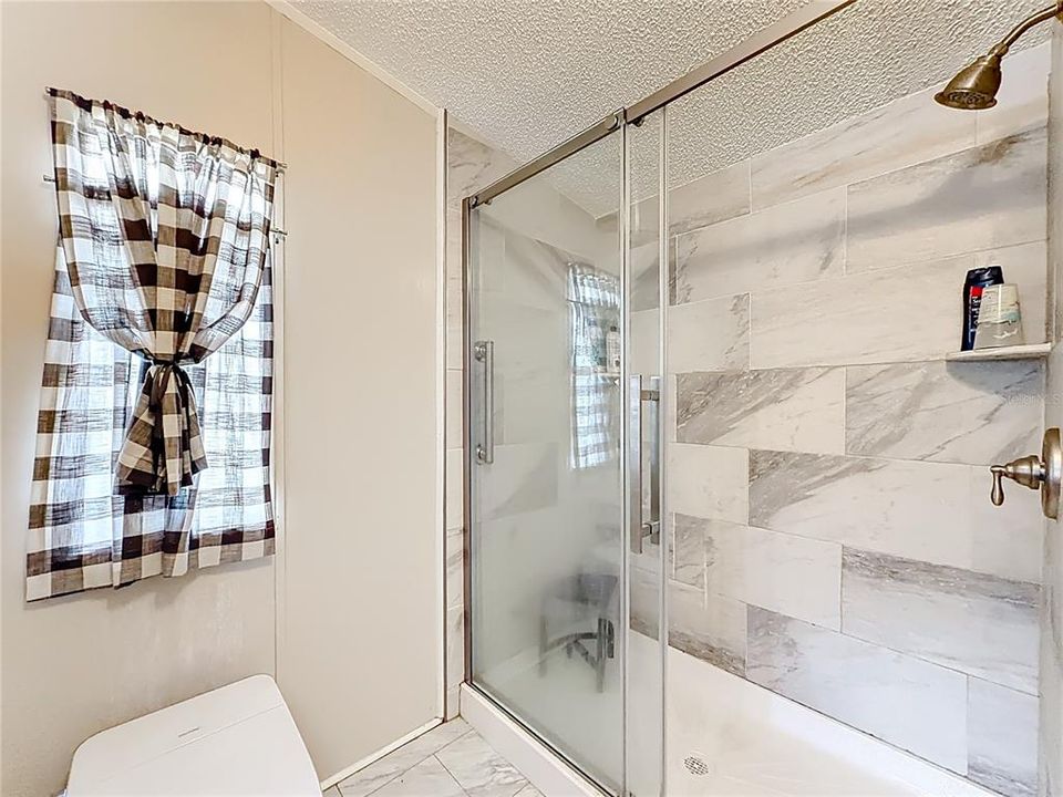 En Venta: $265,000 (3 camas, 3 baños, 1728 Pies cuadrados)