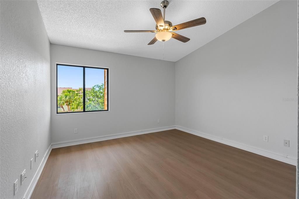For Sale: $599,000 (3 beds, 2 baths, 2130 Square Feet)
