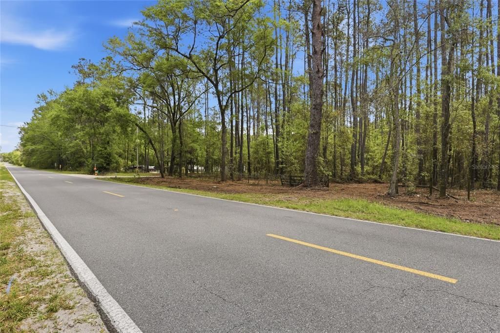 待售: $145,000 (4.30 acres)