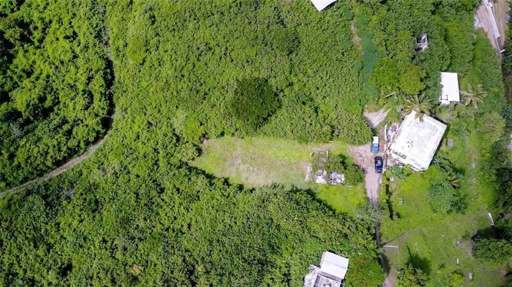 En Venta: $99,000 (0.90 acres)
