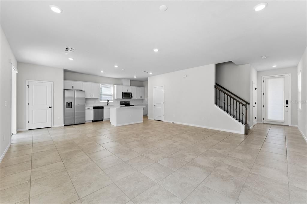 For Rent: $2,500 (3 beds, 2 baths, 1822 Square Feet)
